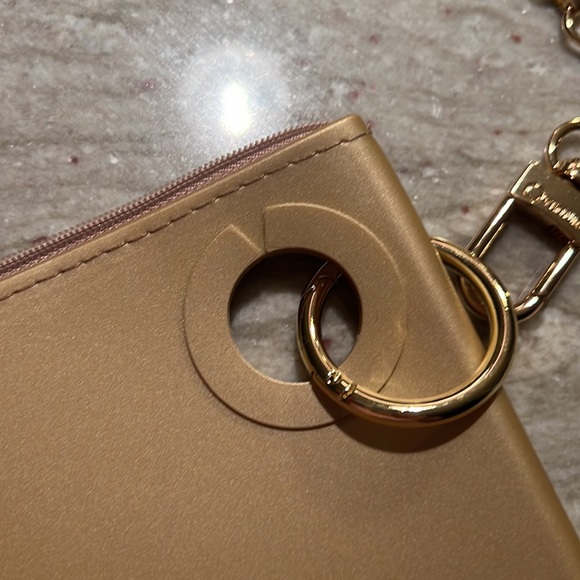 Oventure Large Gold Silicon Pouch - Picture 4 of 11